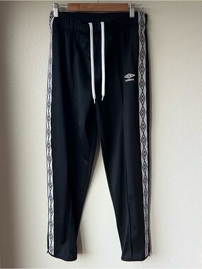 Umbro Vintage Track Pants Men’s L Black Y2K Drawstring Zip Ankles Pockets